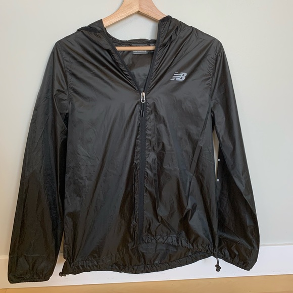 New balance black windbreaker size M - Picture 1 of 8